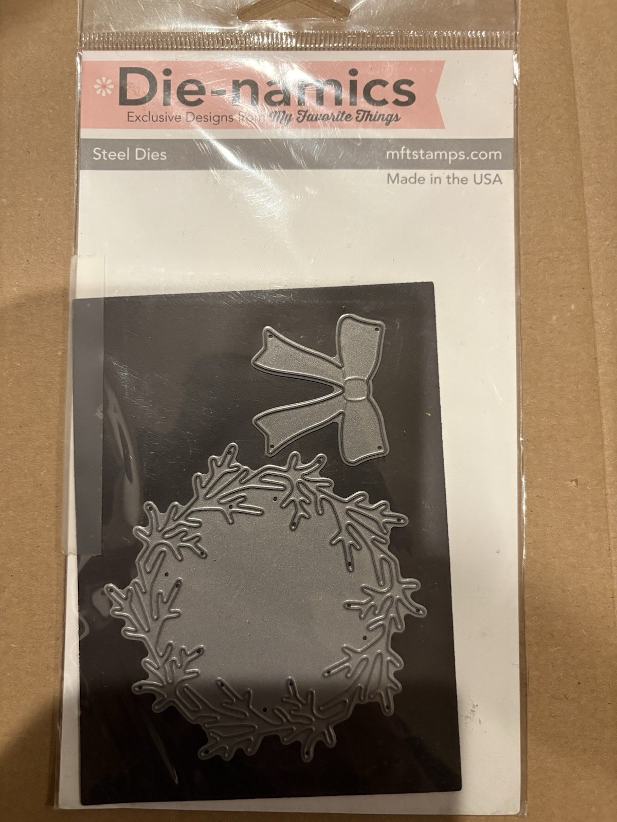 Die-Namics  Steel Cutting Dies Winter Wreath My Favorite Things