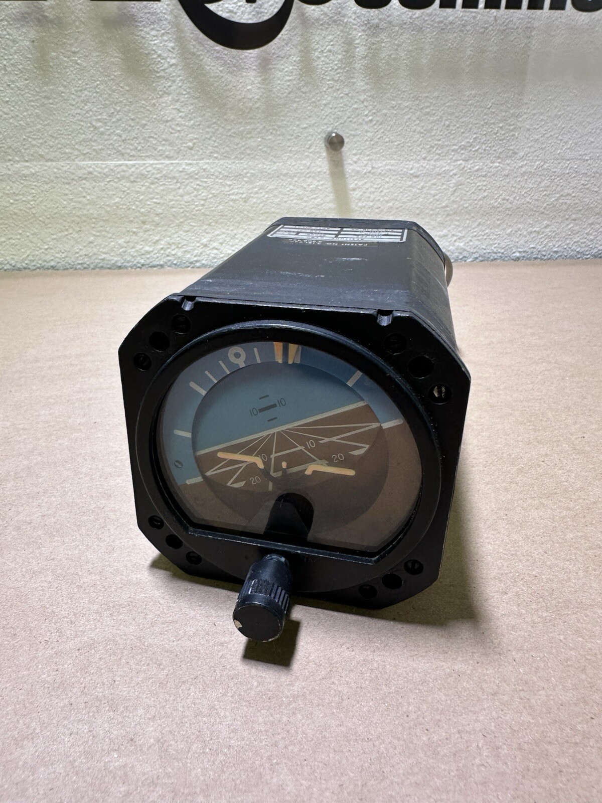 AIM Attitude Gyro 52D66 700-2CF (2665)