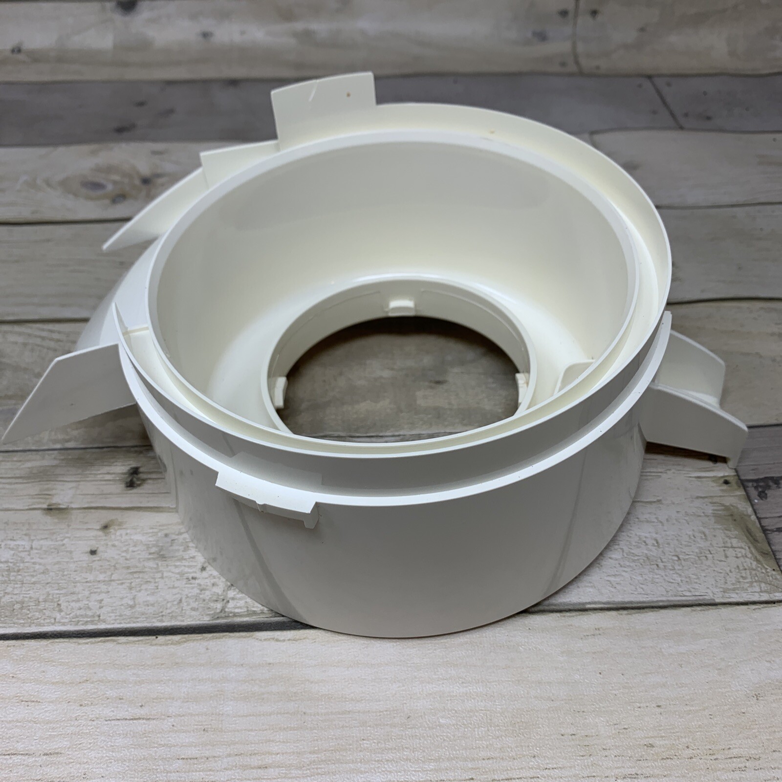 Juiceman II JM-2C Replacement Juice Pulp Separator Spout Bowl Seat Plastic