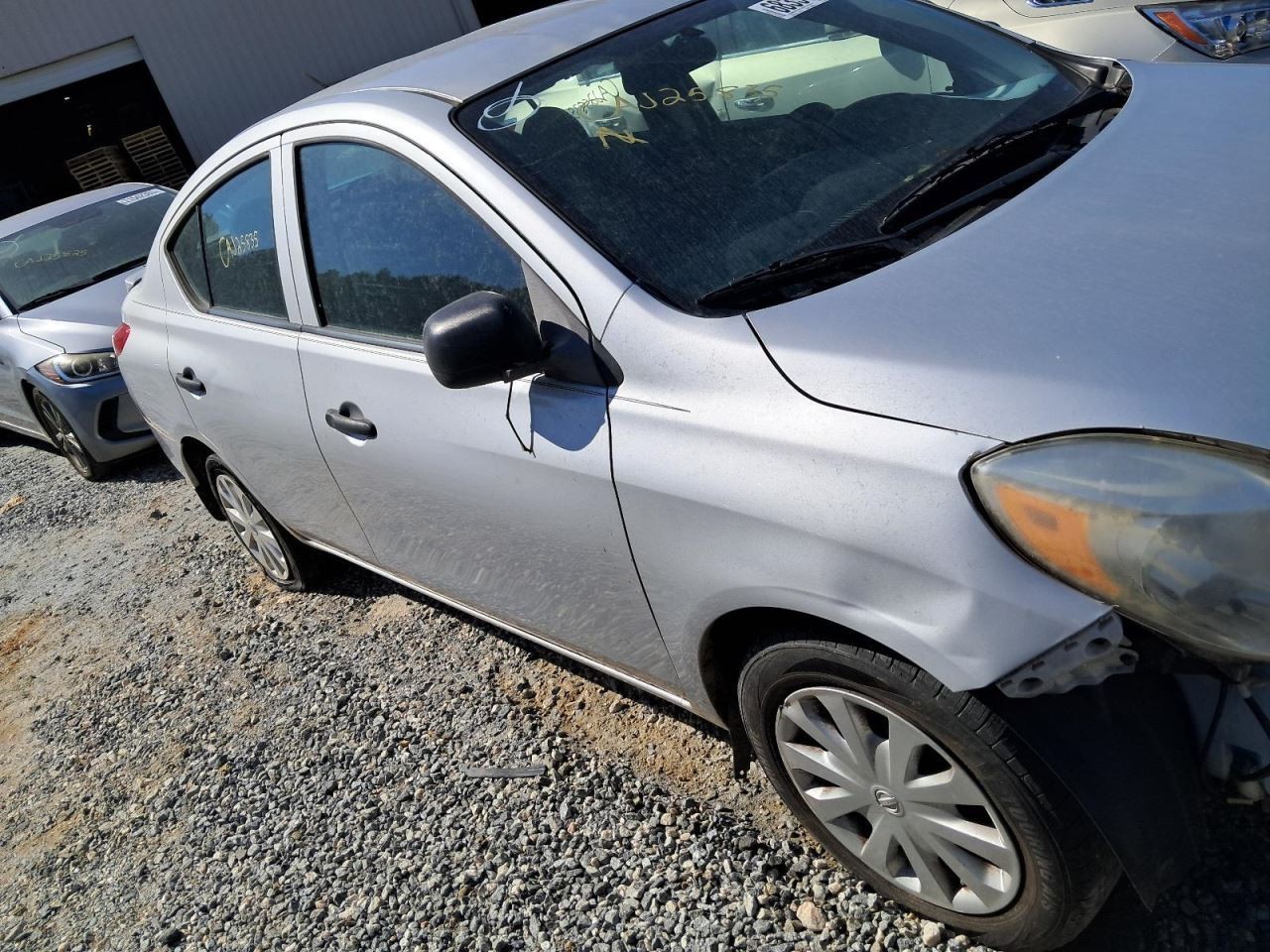 VERSA 2014 Glove Box 4841012