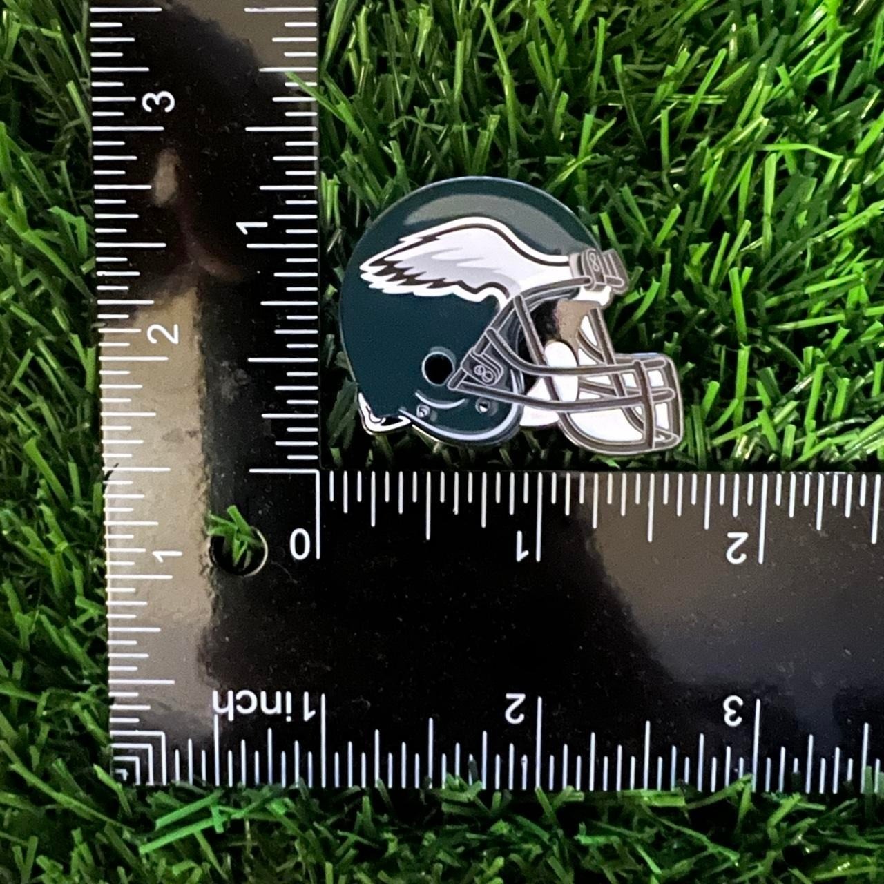 Philadelphia Eagles helmet pin