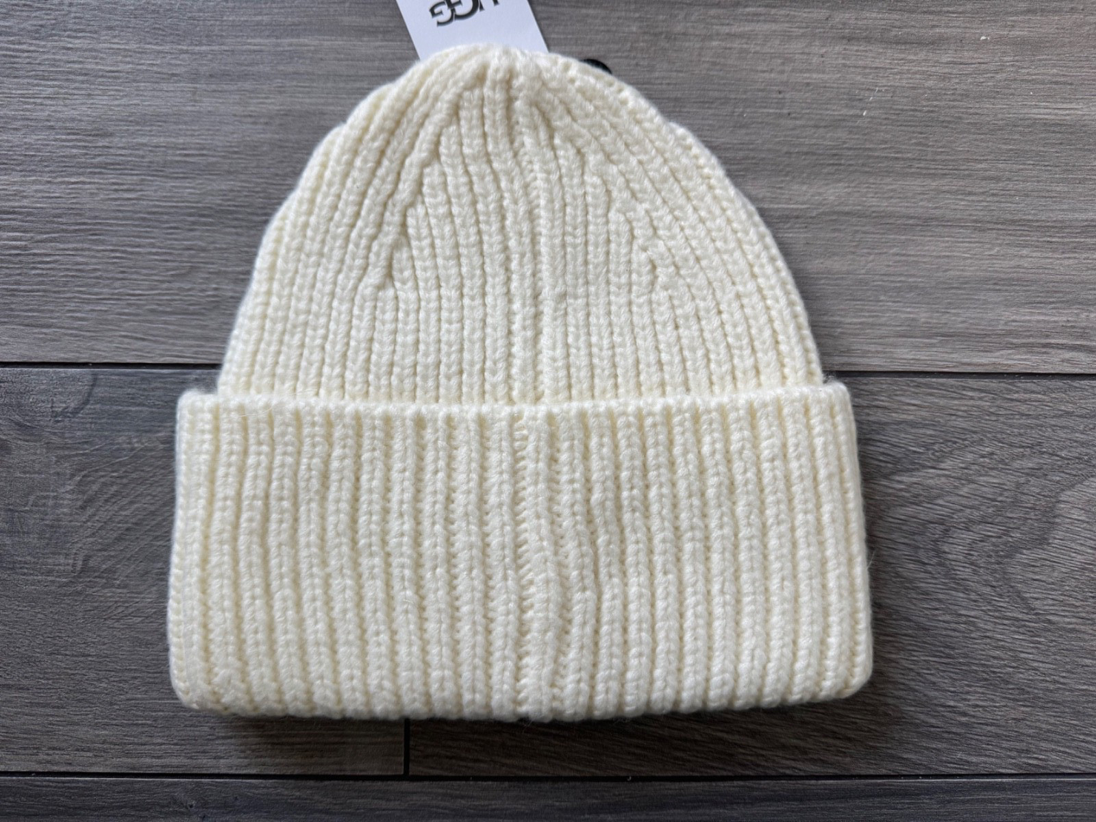 UGG CHUNKY UNISEX RIBBED CUFFED KNIT BEANIE, PURPLE,IVORY,OLIVE,YELLOW, NWT, OS