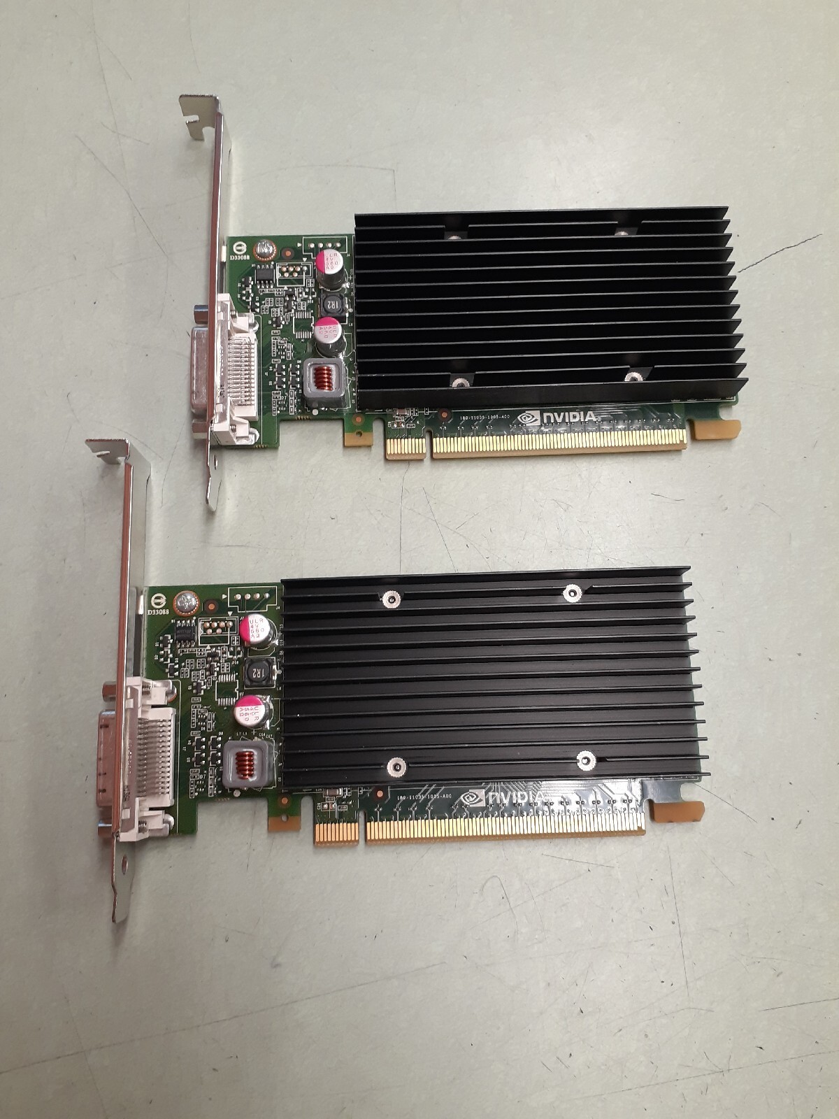 (2) HP Nvidia Quadro NVS 300 512MB Low Profile Video Card 625629-001 632486-001