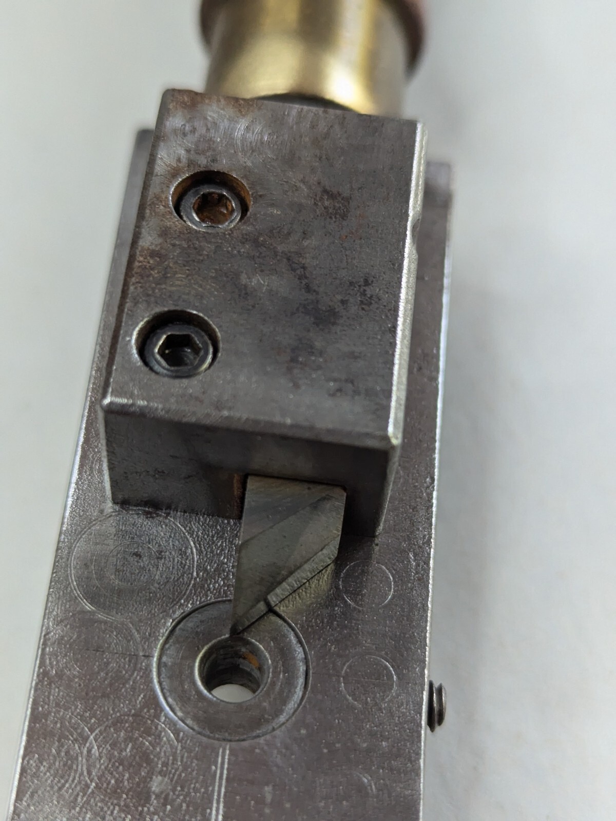 Leather working hand tool cutter