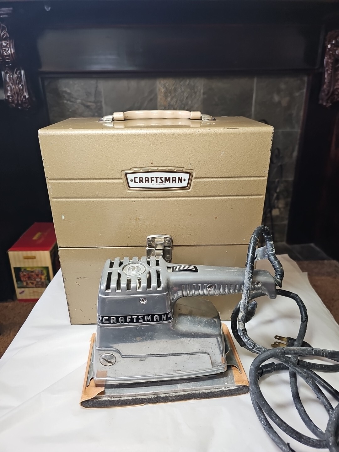 Vintage Craftsman Sander Model 110.7680 and Matching Craftsman Case Works Well