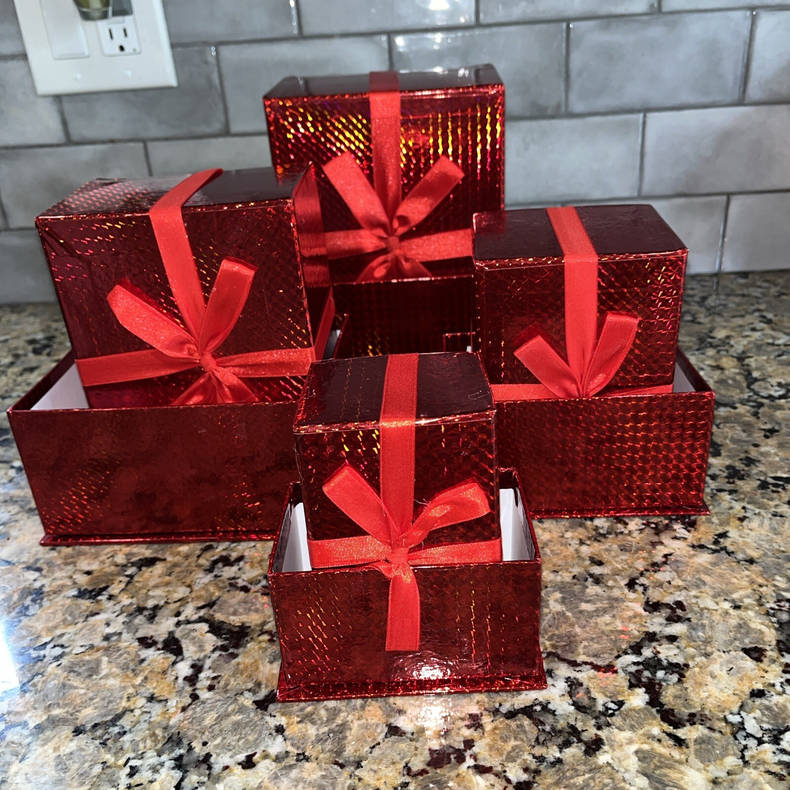 Set of 4 Shiny Red Nesting Boxes with Bows