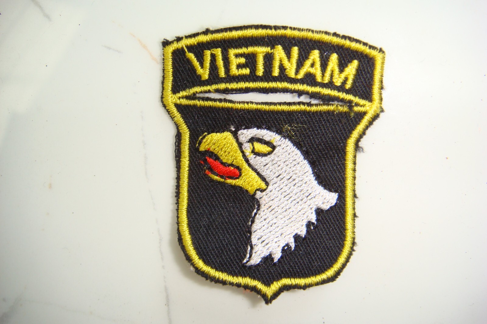US 101st AIRBORNE DIVISION " SCREAMING EAGLES ", VIETNAM WAR beret PATCH