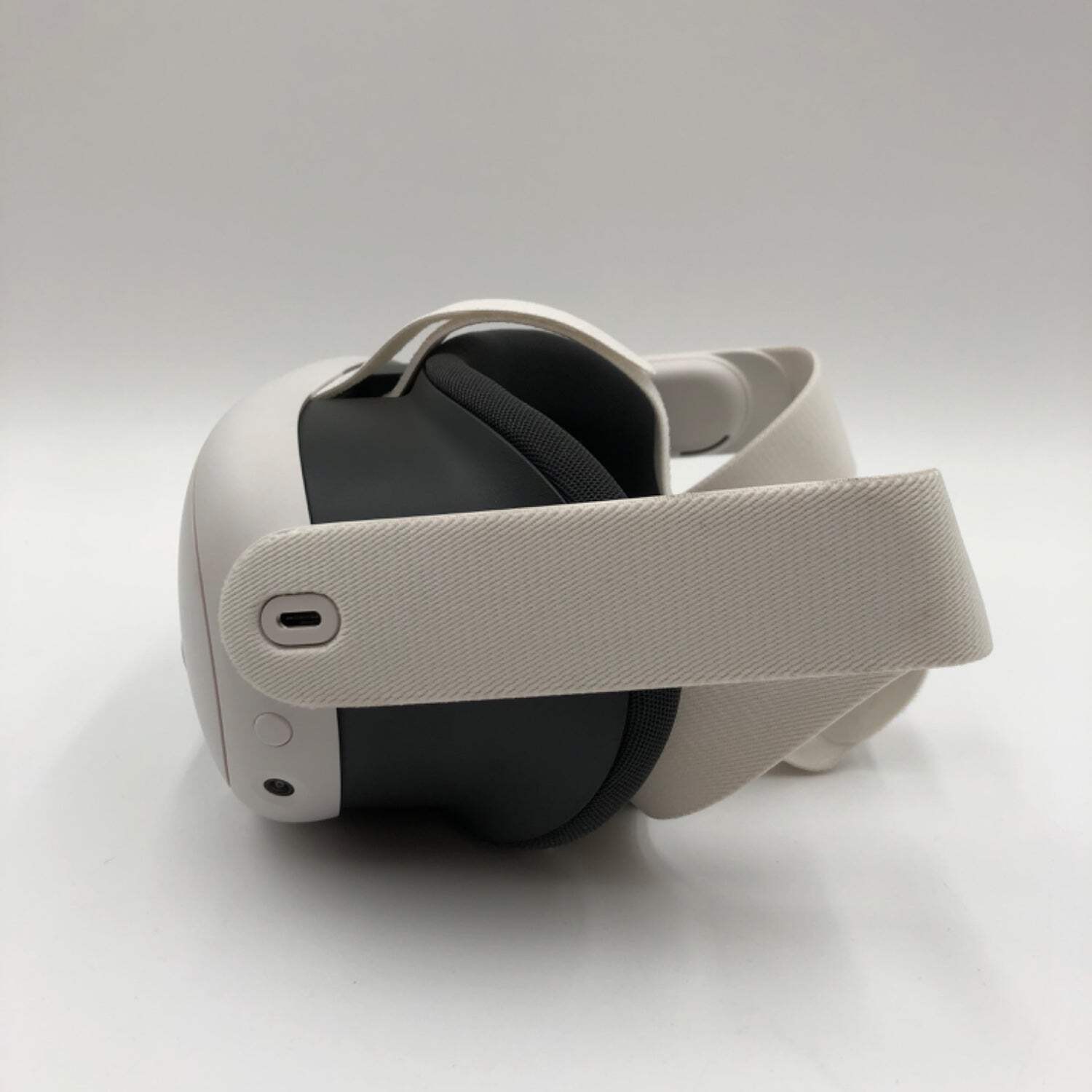 Meta Quest 3 512GB Standalone All-in-One VR Headset S3A