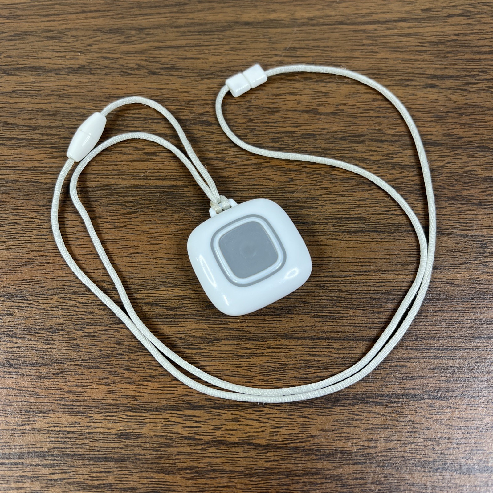Inovonics Transmitter EN1221S-60 Single Button Water Resistant Pendant EN1221S60