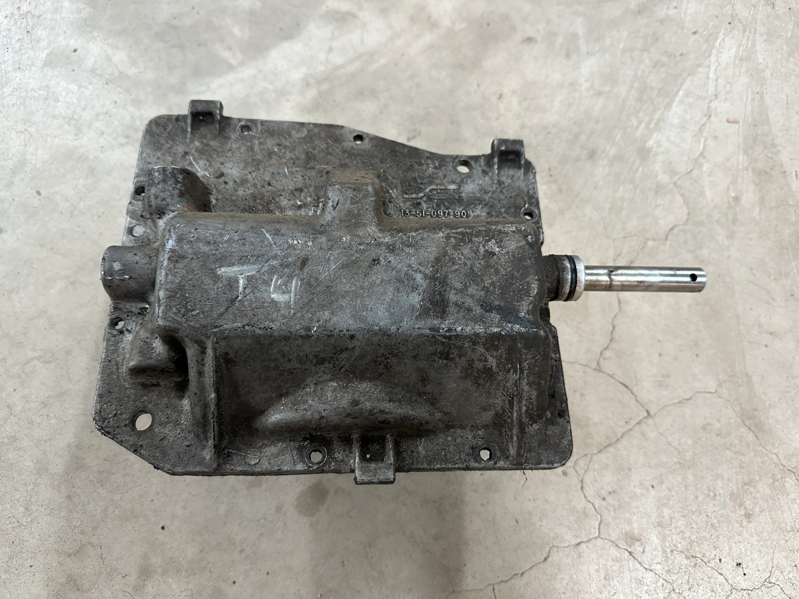 CJ5 CJ7 CJ8 (80-86) T4 Transmission Top Cover & Shift Forks
