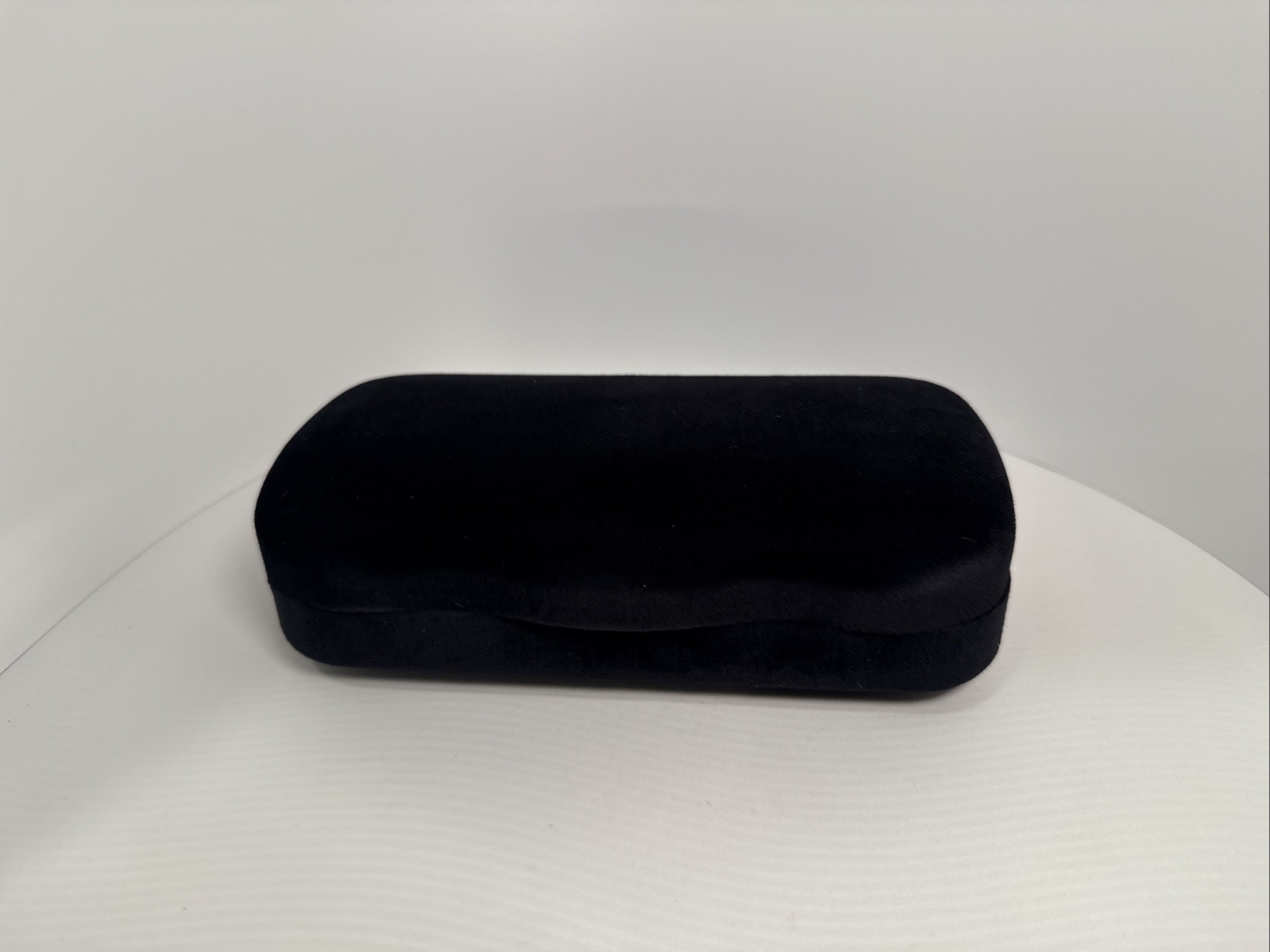 Gucci Black Velvet Clamshell case Large