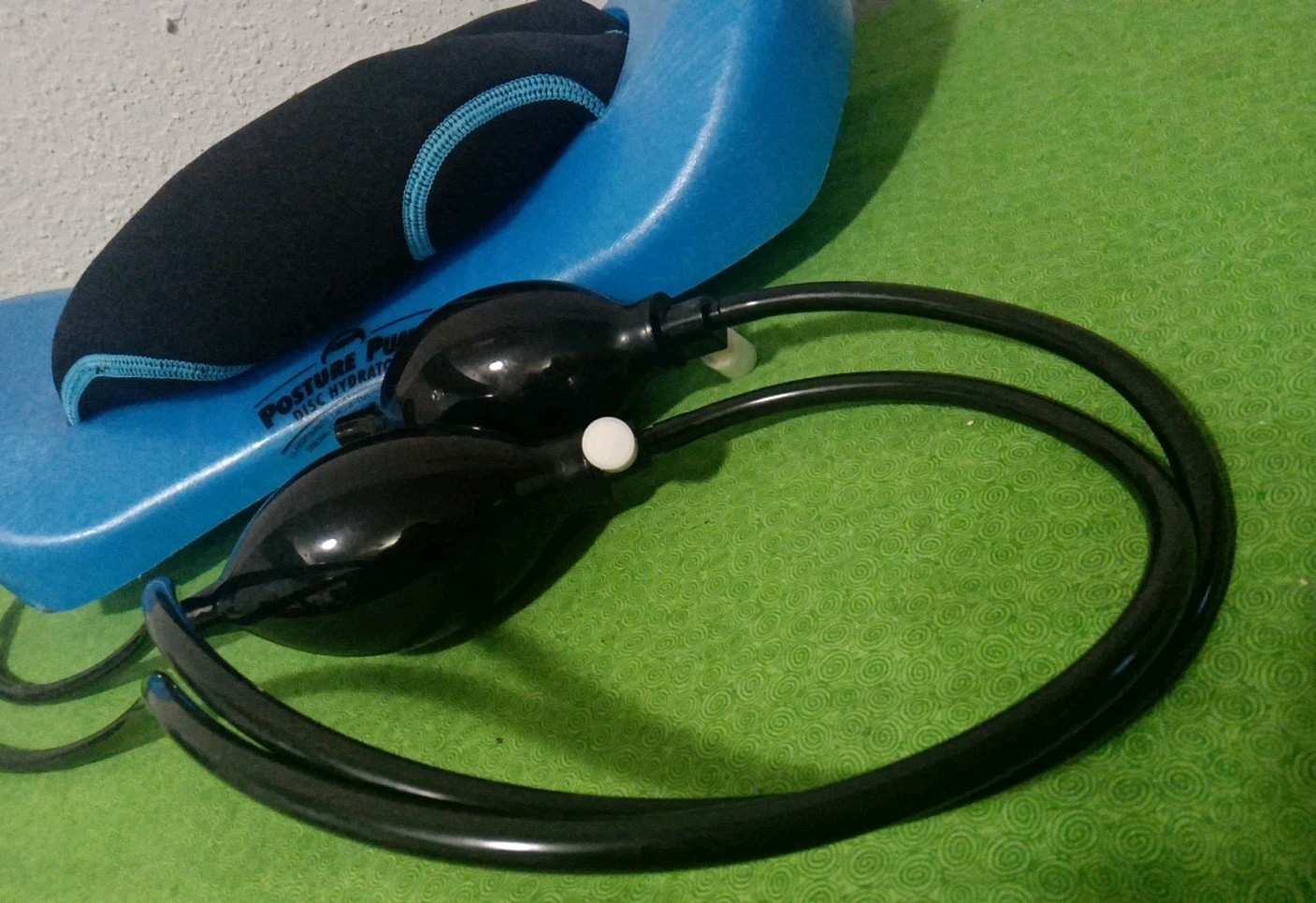 Posture Pump Disc Hydrator Elliptical Back Rocker Model 2000