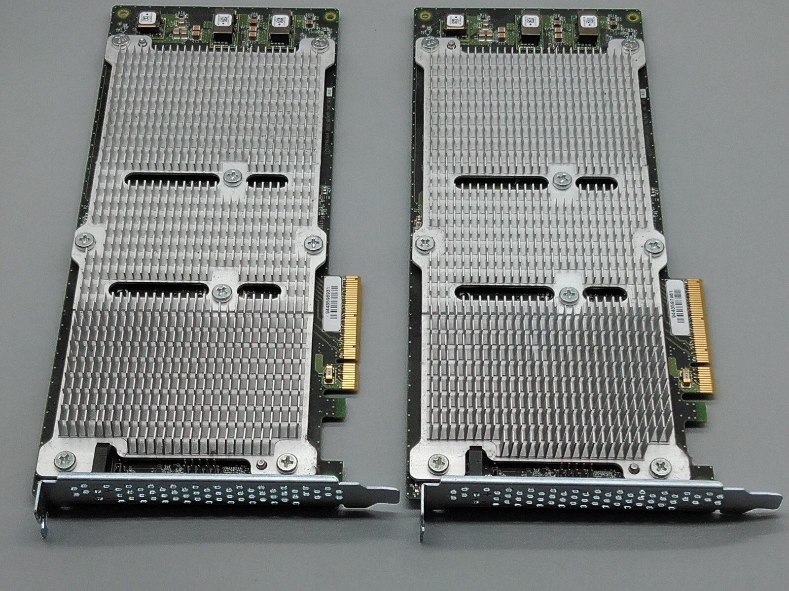 NetApp 111-00902   110-00200 512MB PCI-E Flash Cache Controller - Lot of 2