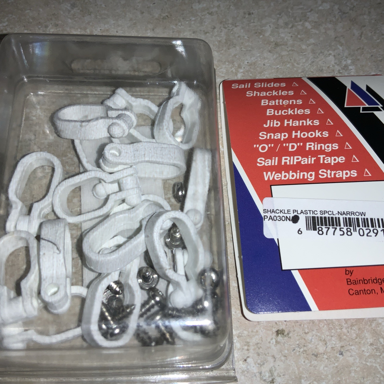 New Lot of 15: Bainbridge #PA030N Plastic Shackle Narrow 11/16".