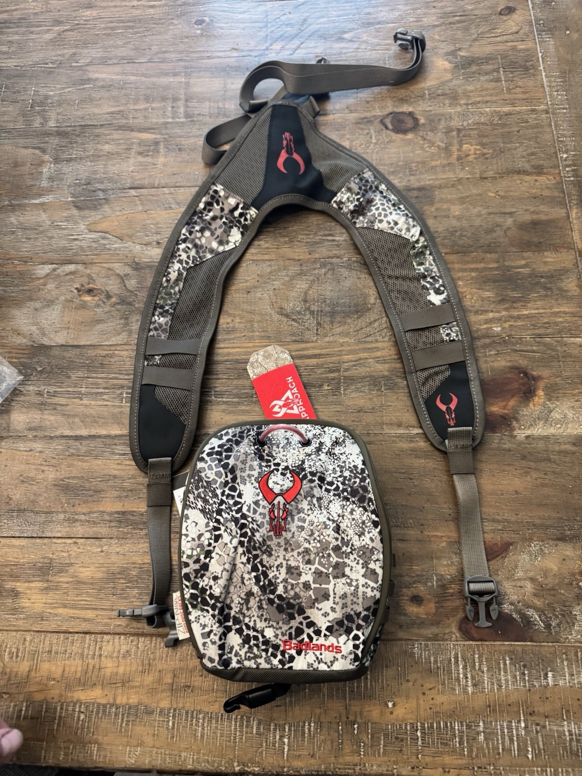 Badlands Binocular Bag C Pack Camp BBMAPPR