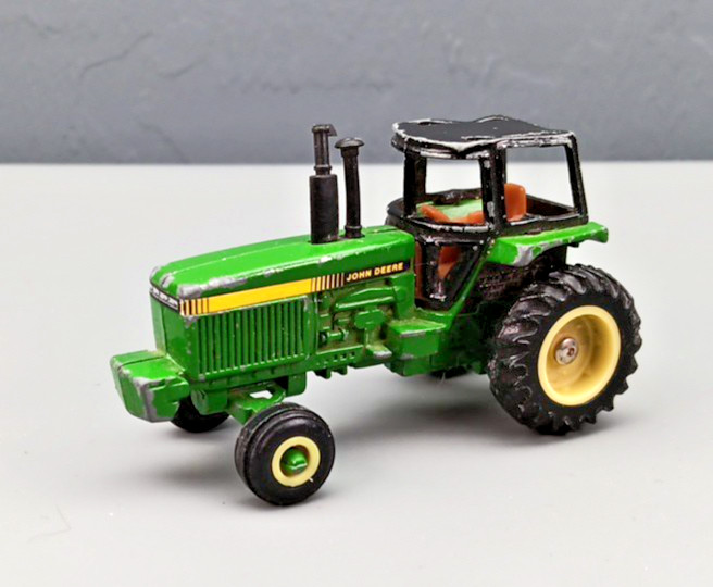 ERTL John Deere Sound Gard Farm Tractor Green 1/64