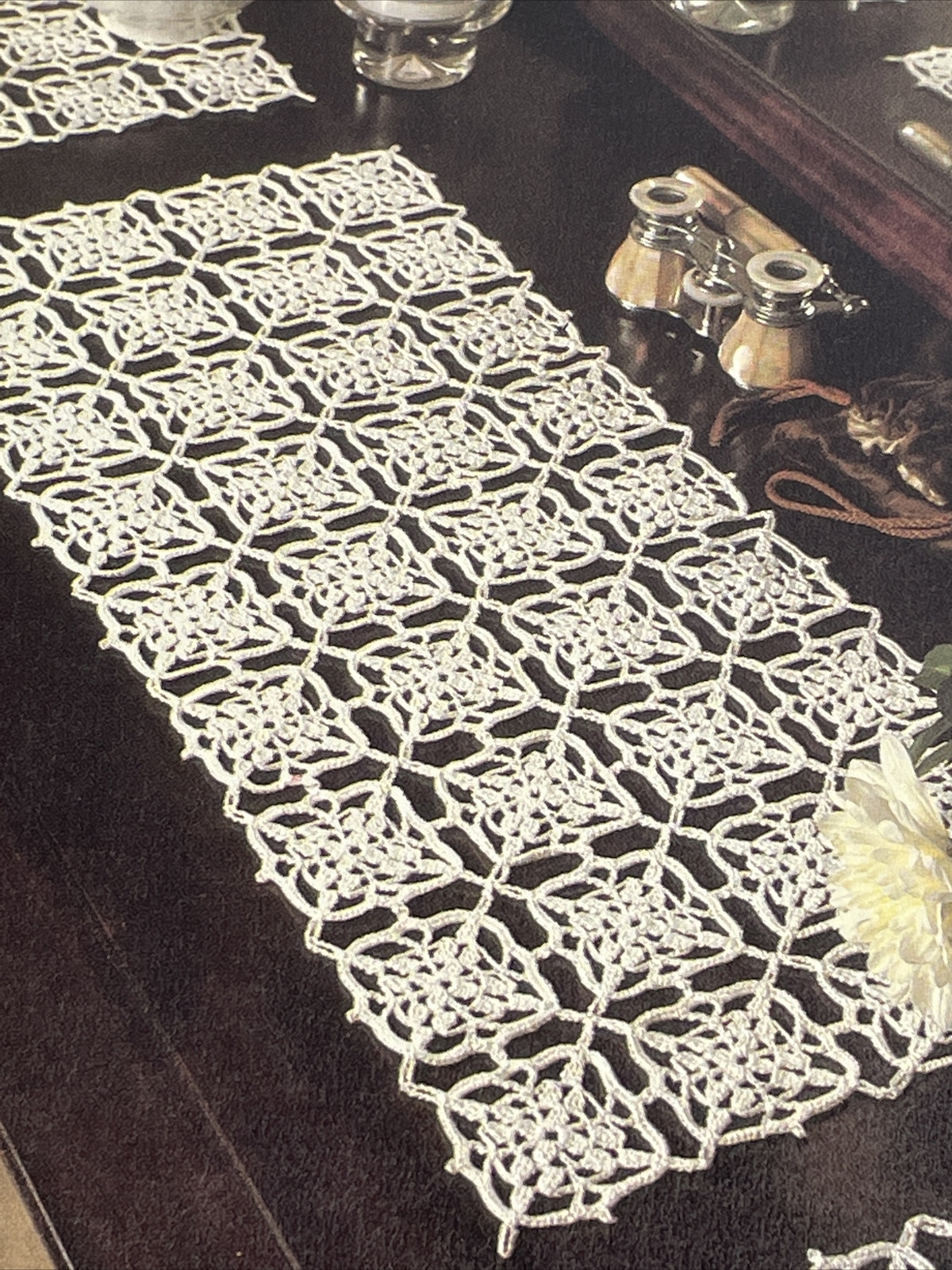 Marshall Cavendish Dresser Cloths Table Runner Crochet Pattern