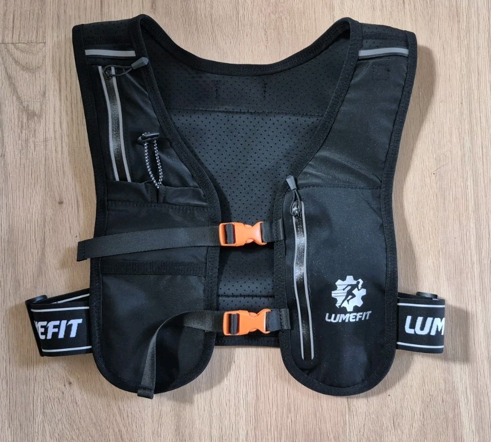 Running Vest w/500ml/17oz Water Bottle & Phone Holder| Reflective Hydration Vest