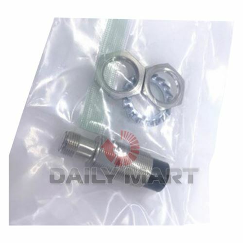 New In Box OMRON E2A-M08KN04-M1-C1 Proximity Switch Sensor
