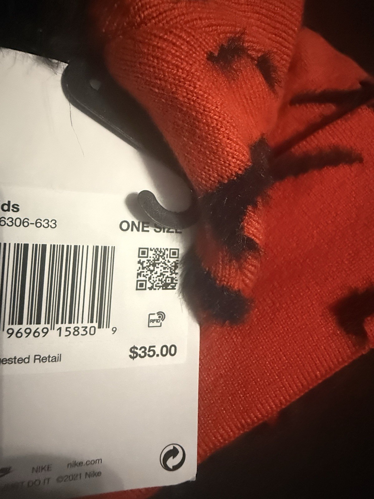Nike Beanie Knit Hat Holiday Unisex Removable Pom Pom Youth Kids