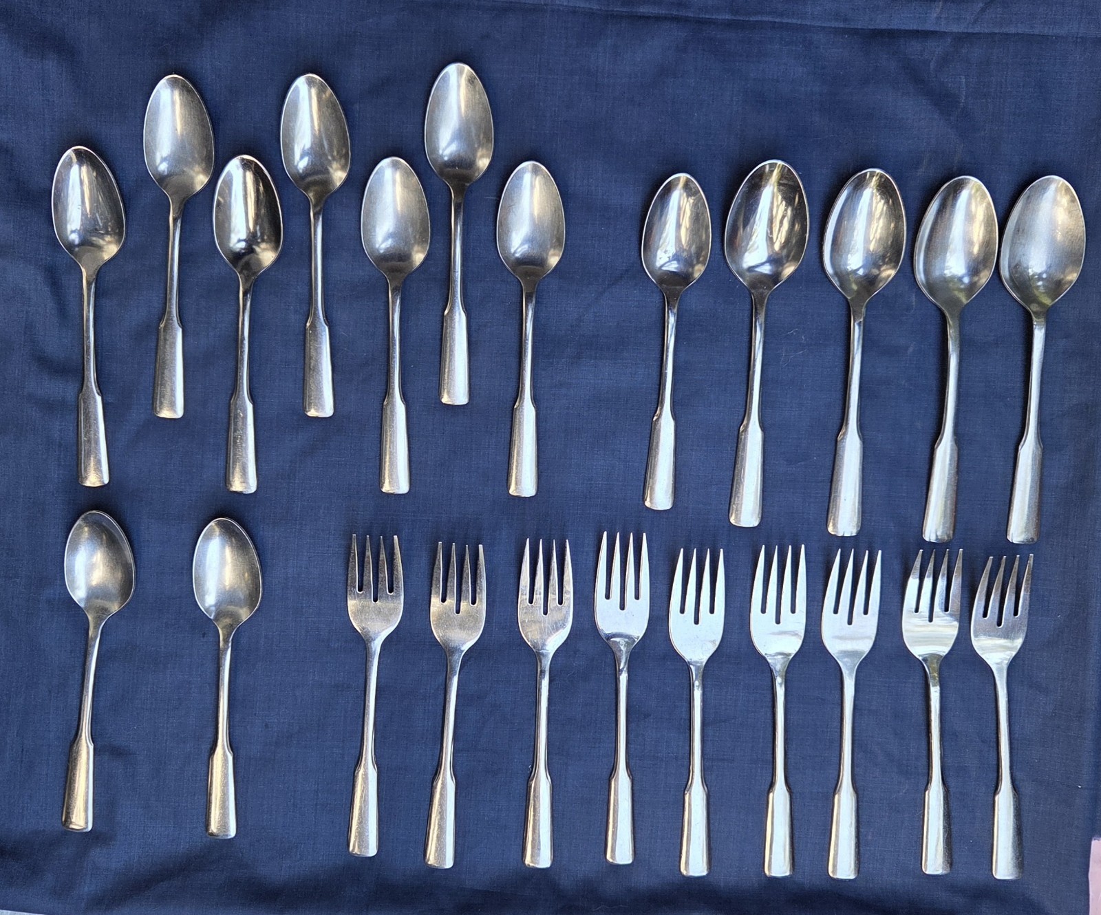 23 ONEIDA AMERICAN BALLAD FRIENDSHIP STAINLESS Teaspoons Salad Forks Soup Spoons