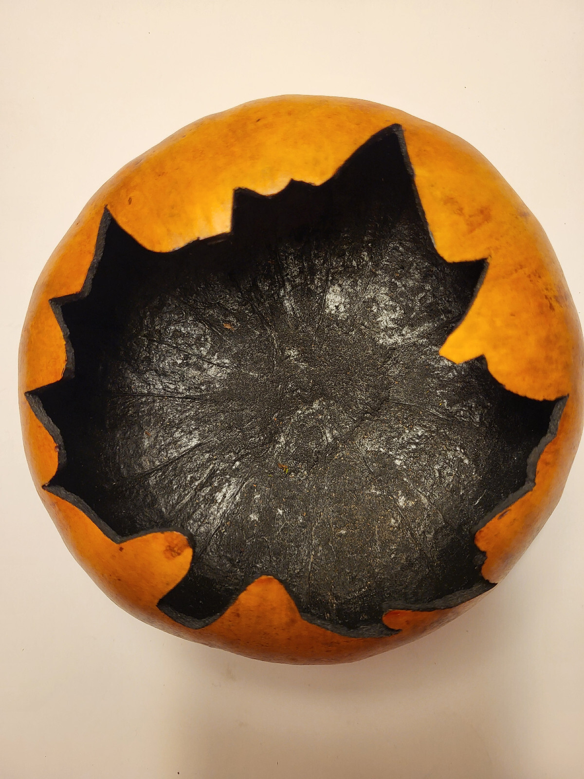 Hand Carved Gourd Container Planter Trinkets Canada Maple Leaf Design 7 x 3