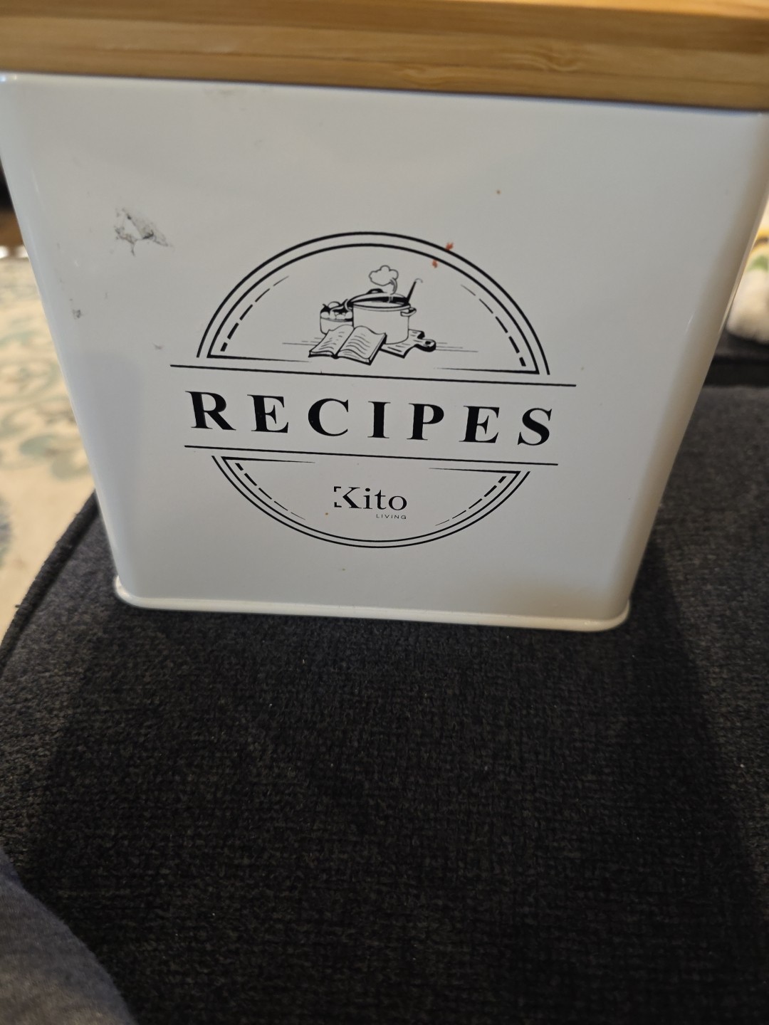 Kito LIVING Recipe Metal Canister With Cards And Dividers And Sleeves7.5"L x 6.5