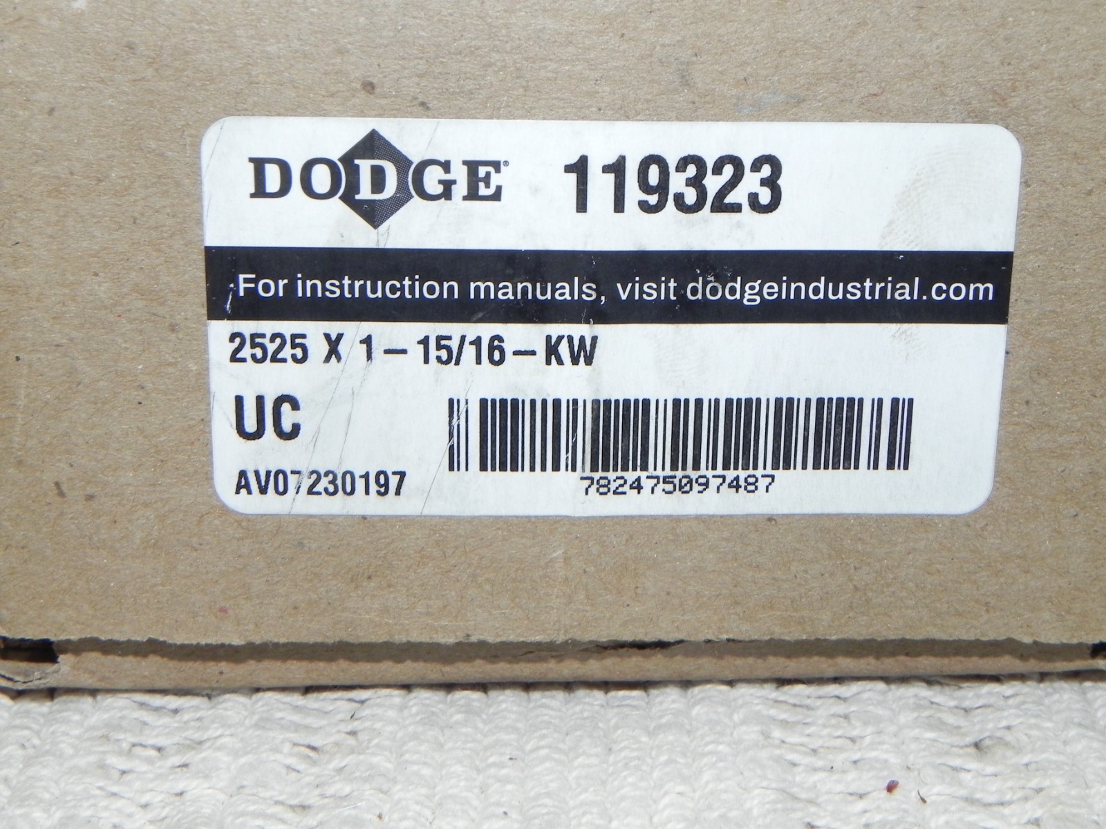 Dodge 2525 x 1-15/16-KW Taper-Lock Bushing, 119323 1-15/16" Bore