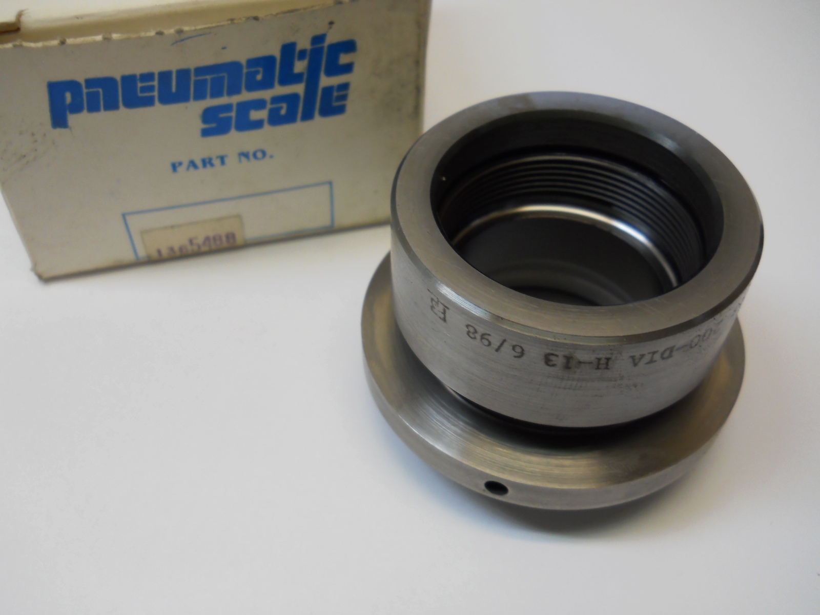 PNEUMATIC SCALE 1365488 FACTORY REPLACEMENT SEAMER TOOLING NOS CONDITION IN BOX