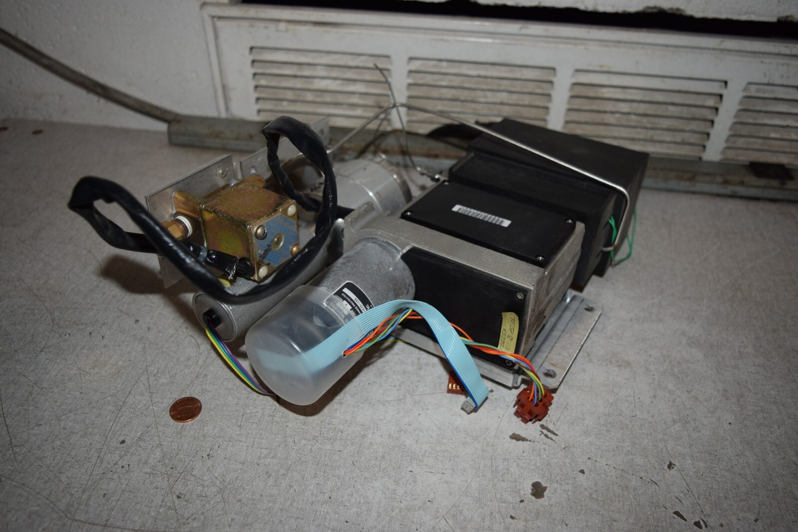 Hewlett Packard HP 7680T Fluid Extractor Part