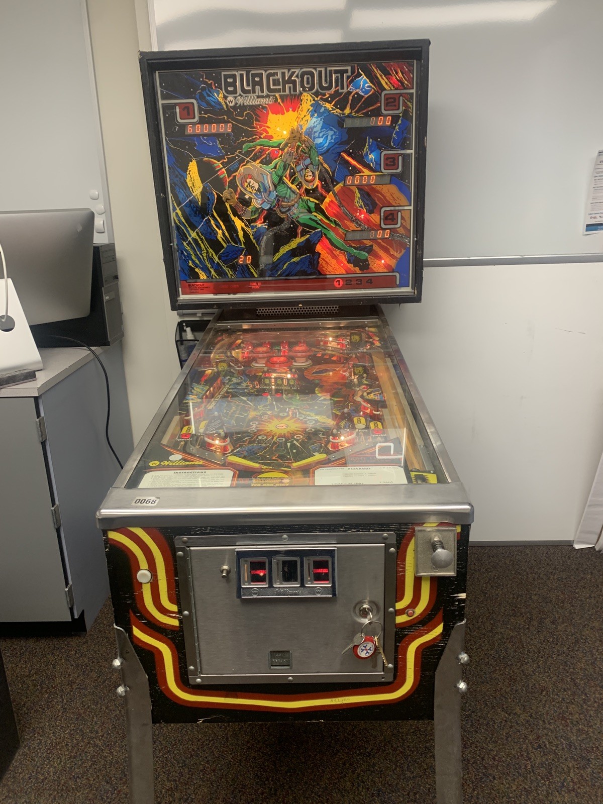 1980 Williams Blackout Pinball Machine