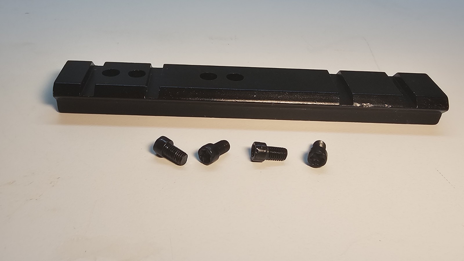 Thompson Center Arms Omega Muzzleloader Scope Base W/ Screws (N)