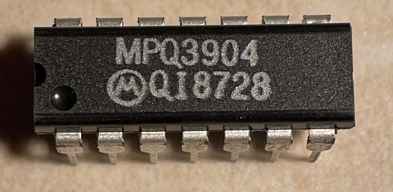 Motorola MPQ3904 Quad Amplifier Switching Transistor - NOS