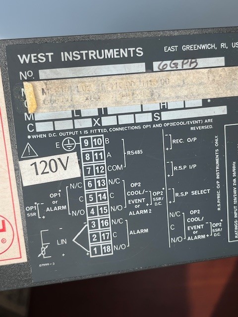 West Instruments 0E-001401-00 120V Temperature Controller New