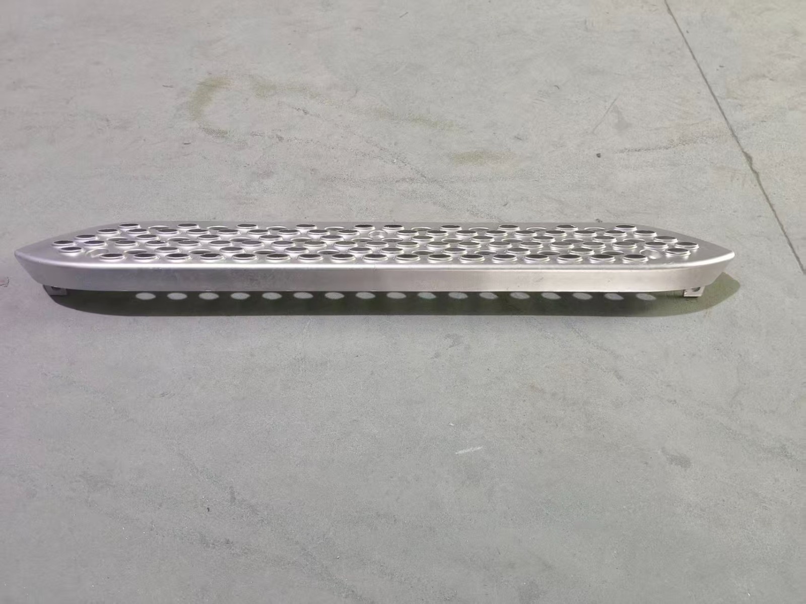 Front Fairing Lower Aluminum Step Peterbilt 579 2023+