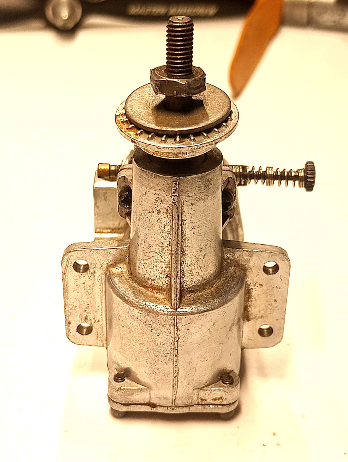 Vtg Fox 19 RC CL Glow Plug Model Airplane Engine Strong Compression!