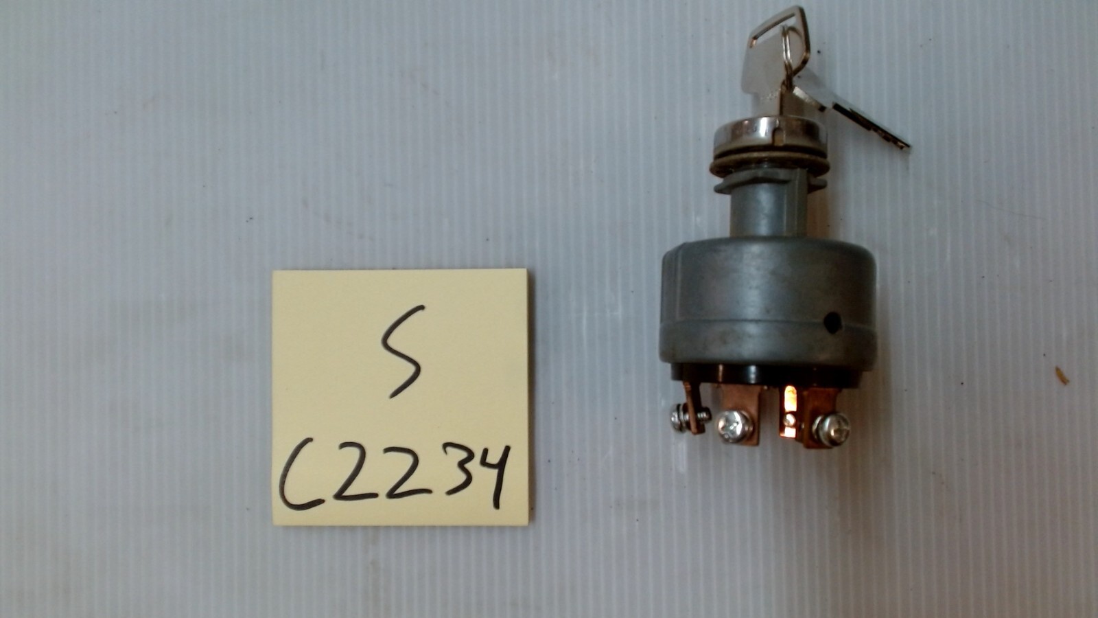 KHR0367 SWITCH