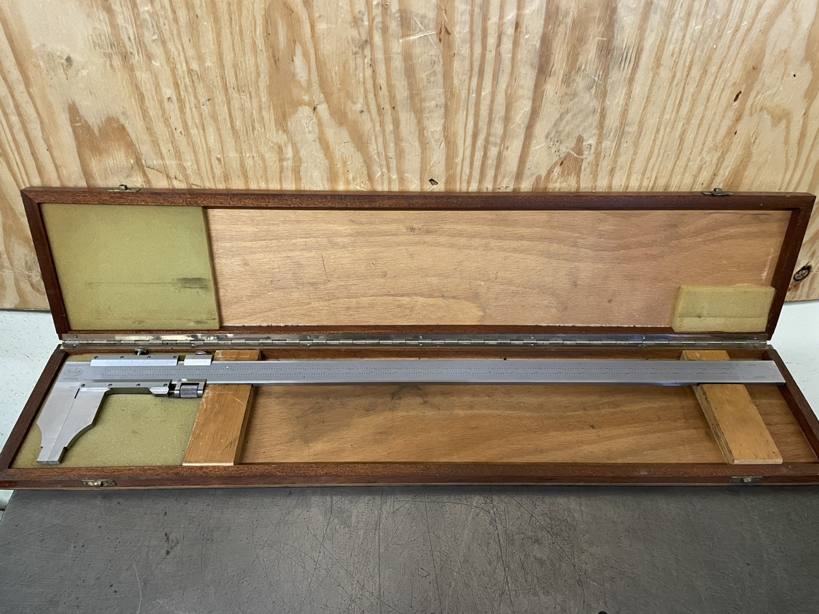 HELIOS 24" VERNIER / CALIPER    - Made in Germany -