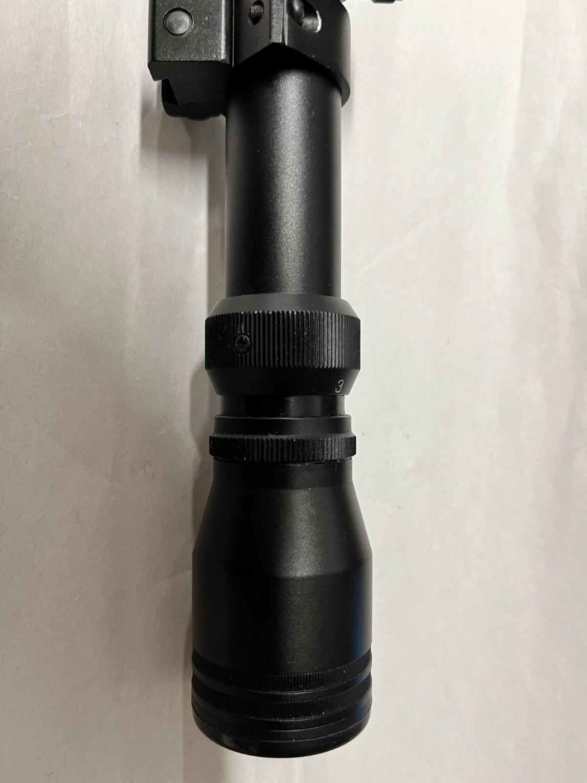 SIMMONS- 800563 3 - 9 X 50 Scope