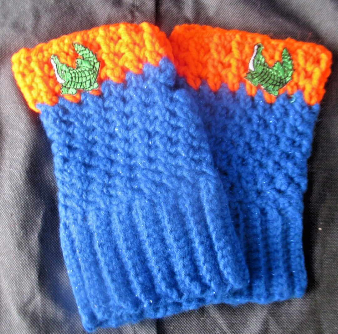 Ladies Crochet Texting Gloves Fla. GATORS' COLORS Acrylic Teen or Adult Size b