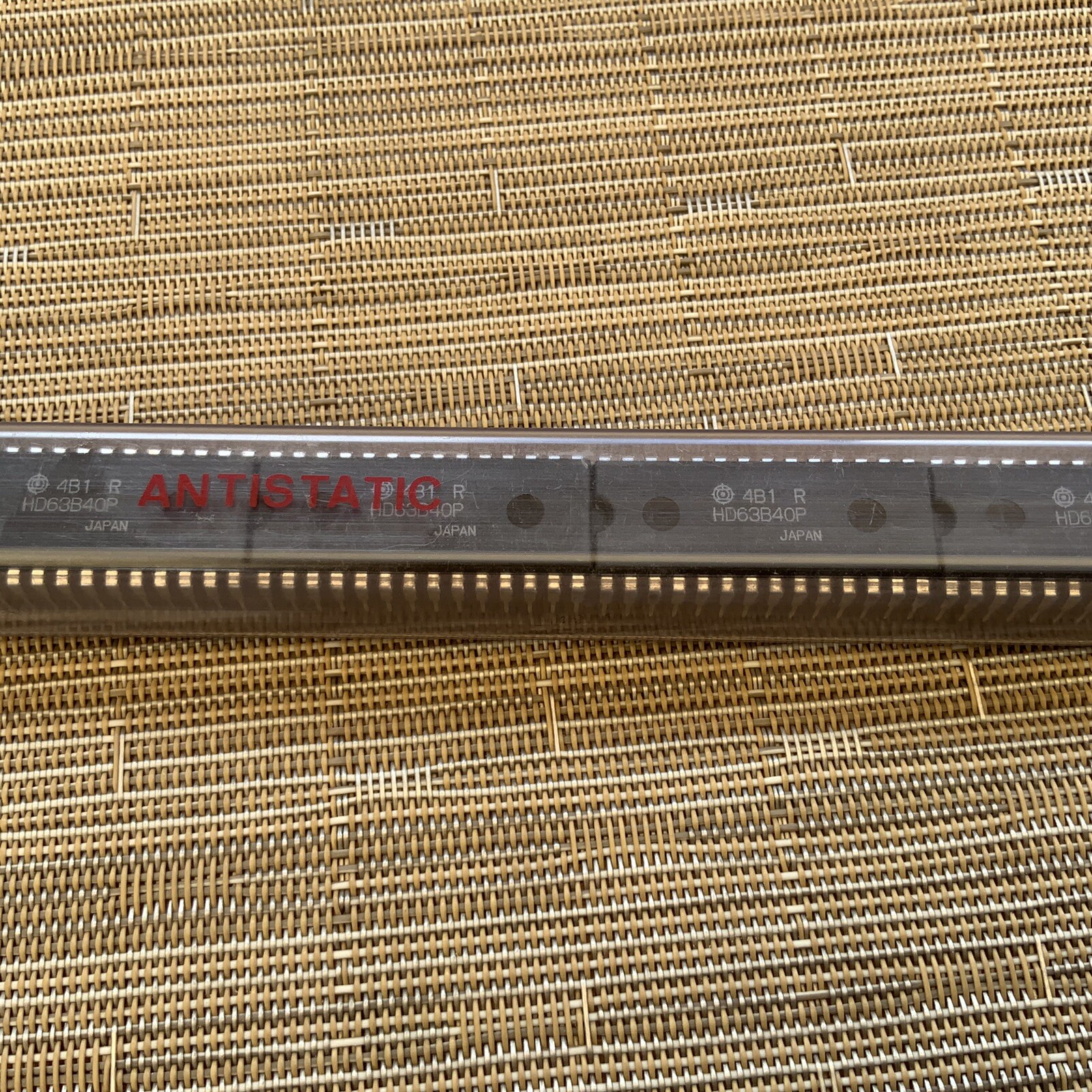 HD63B40P PTM Programmable Timer Module 28 DIP