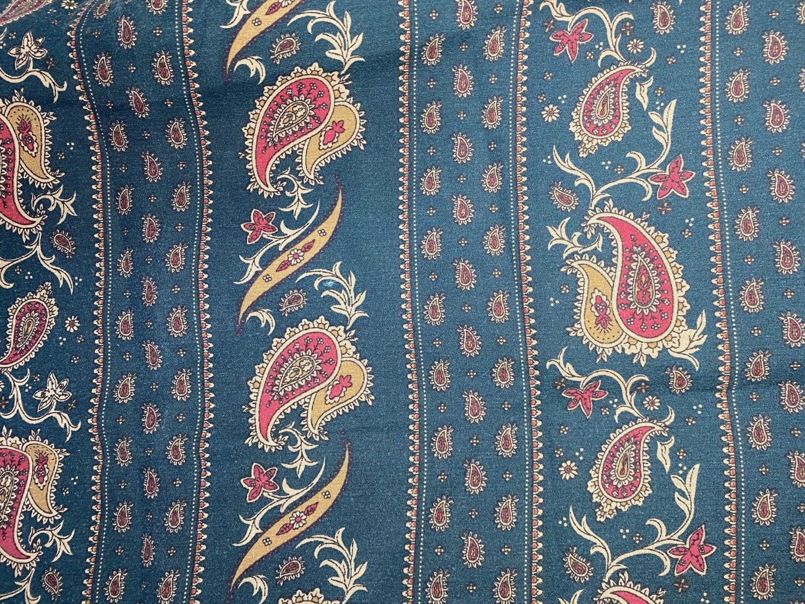 1 Crown Crafts Middlebury Teal Green Stripe Paisley Pillow Sham 70/30