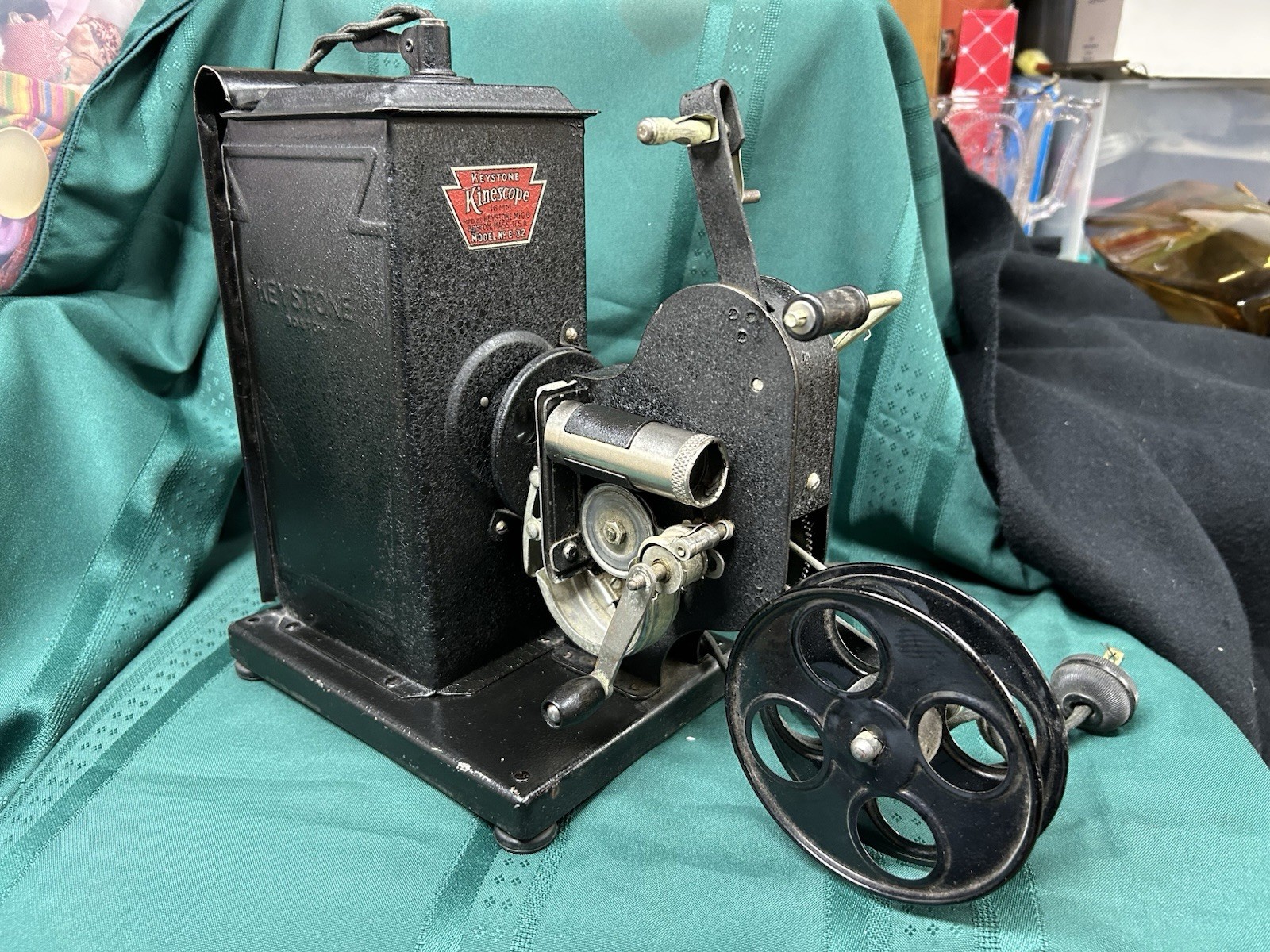 Antique 1920 Keystone Kinescope Film Projector 16MM Model No. E-32