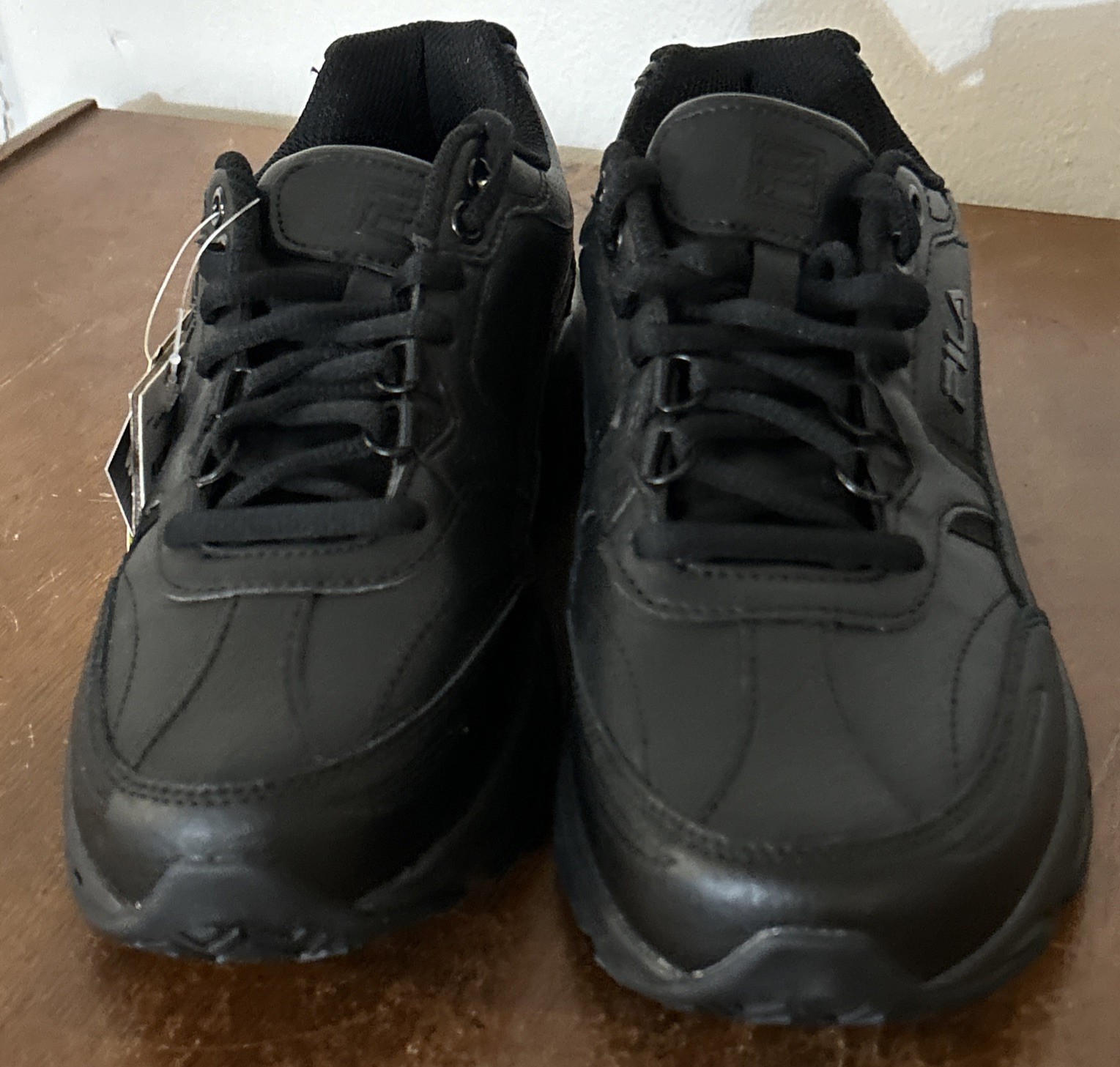 FILA Workshift SR Sneaker, Black, Women’s Sz 7 Wide, 5SGW0002-001, New In Box!