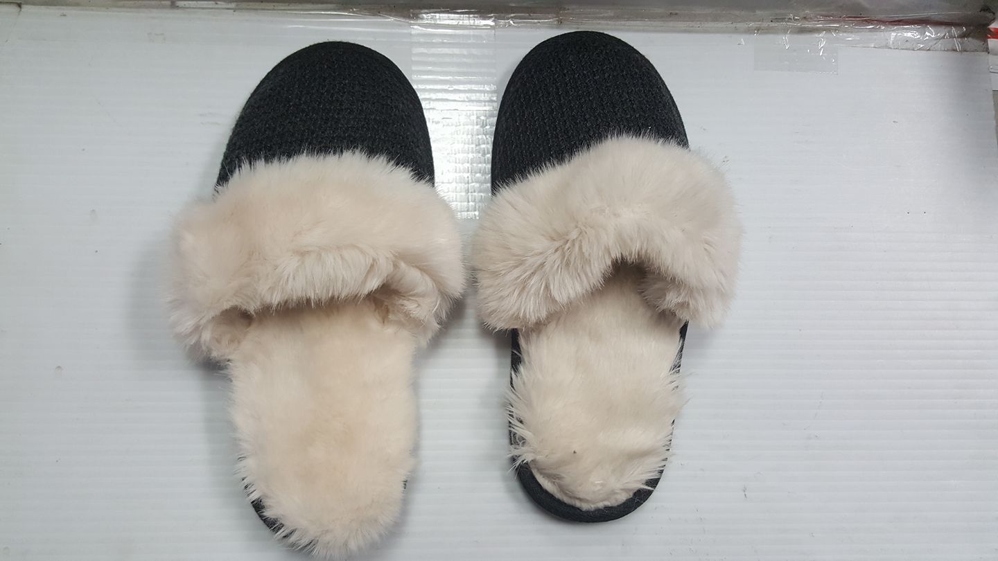 Victoria's Secret Knit Faux-fur Slipper Dark Gray Small (5/6)