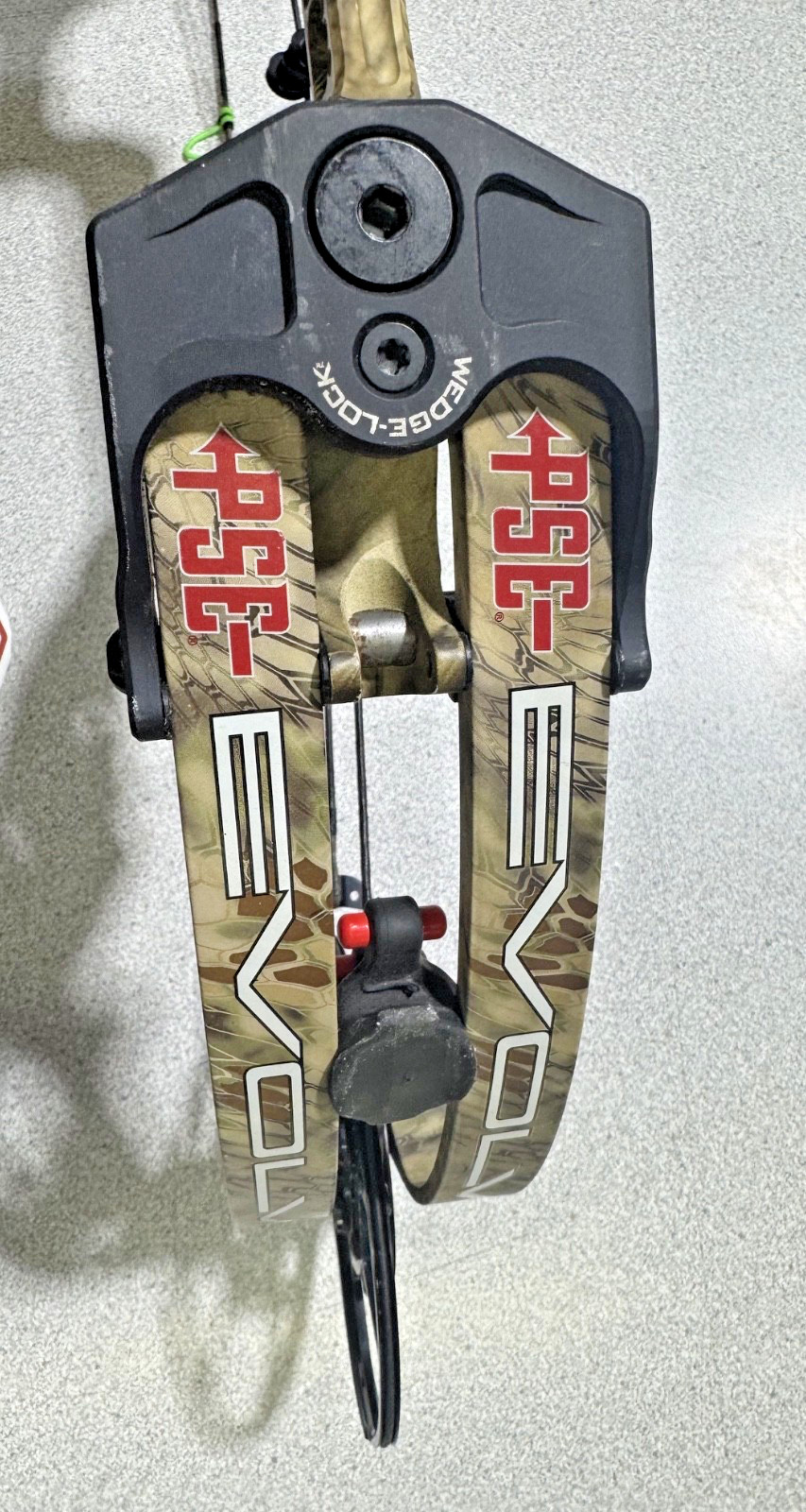 PSE EVOLVE 31...RH...CAMO...70#