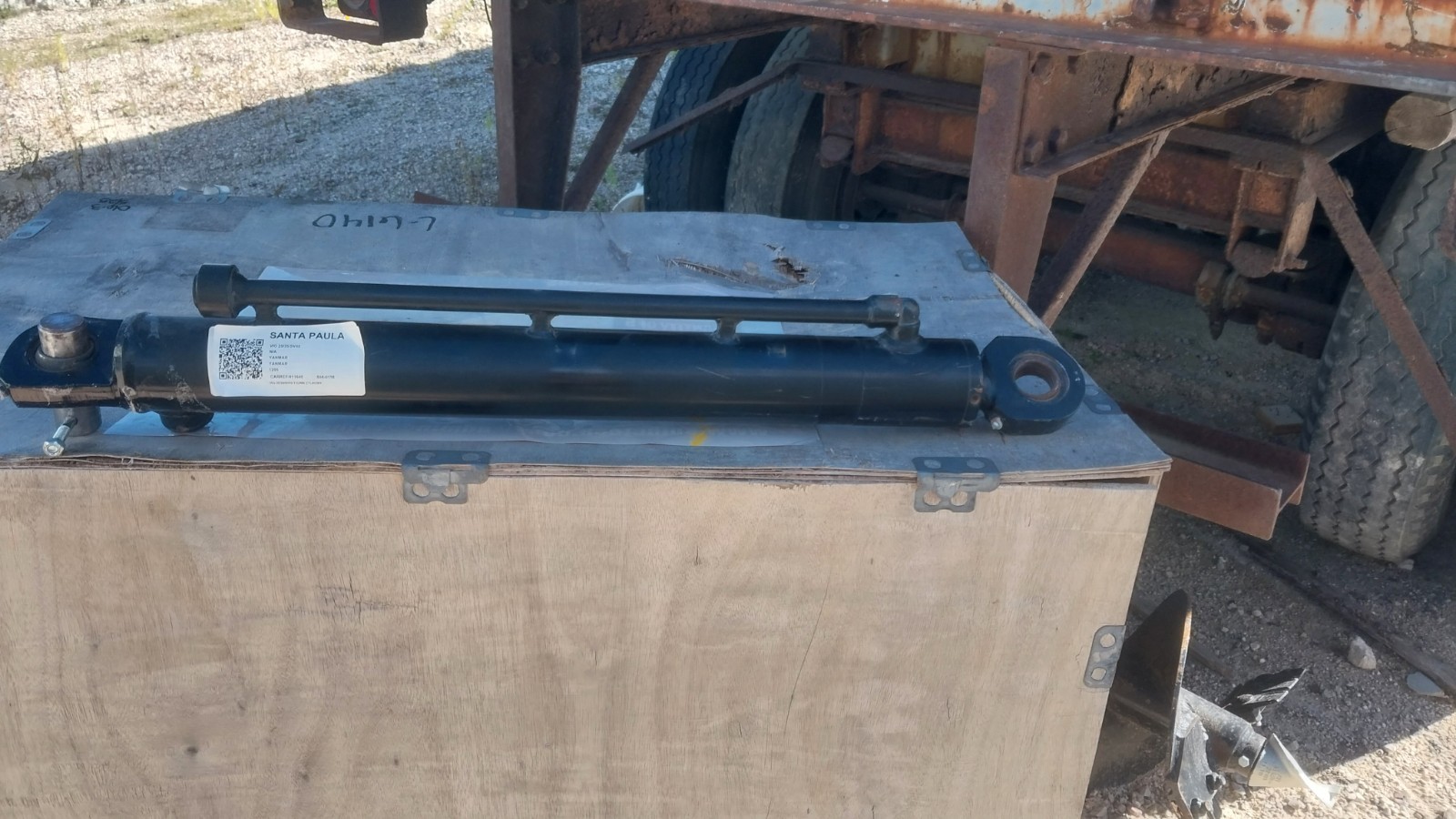 Yanmar Vio 25/35/SV40 Thumb Cylinder Yanmar 1205 604-0116 New mini excavator ram