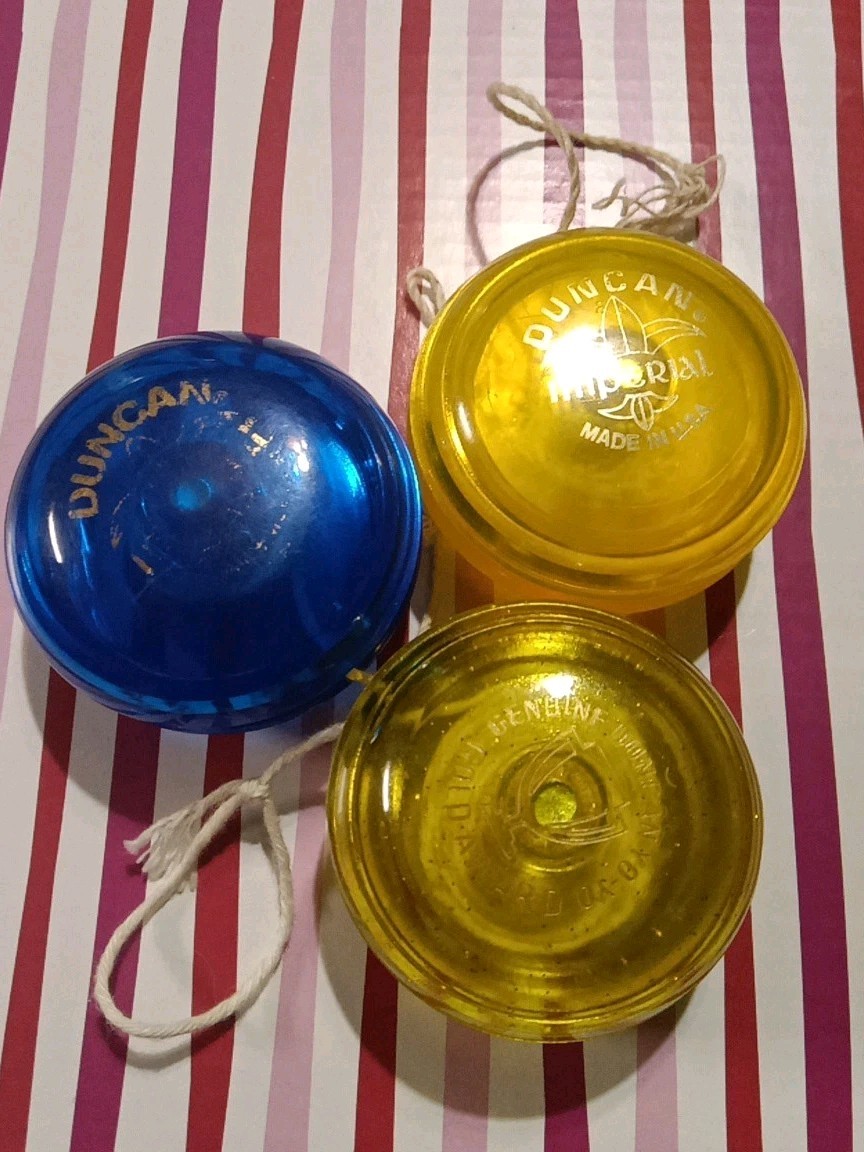 Vtg Lot Of 3 Duncan YO-YO Gold Award Yellow Metal Flake-  Blue & Yellow Imperial