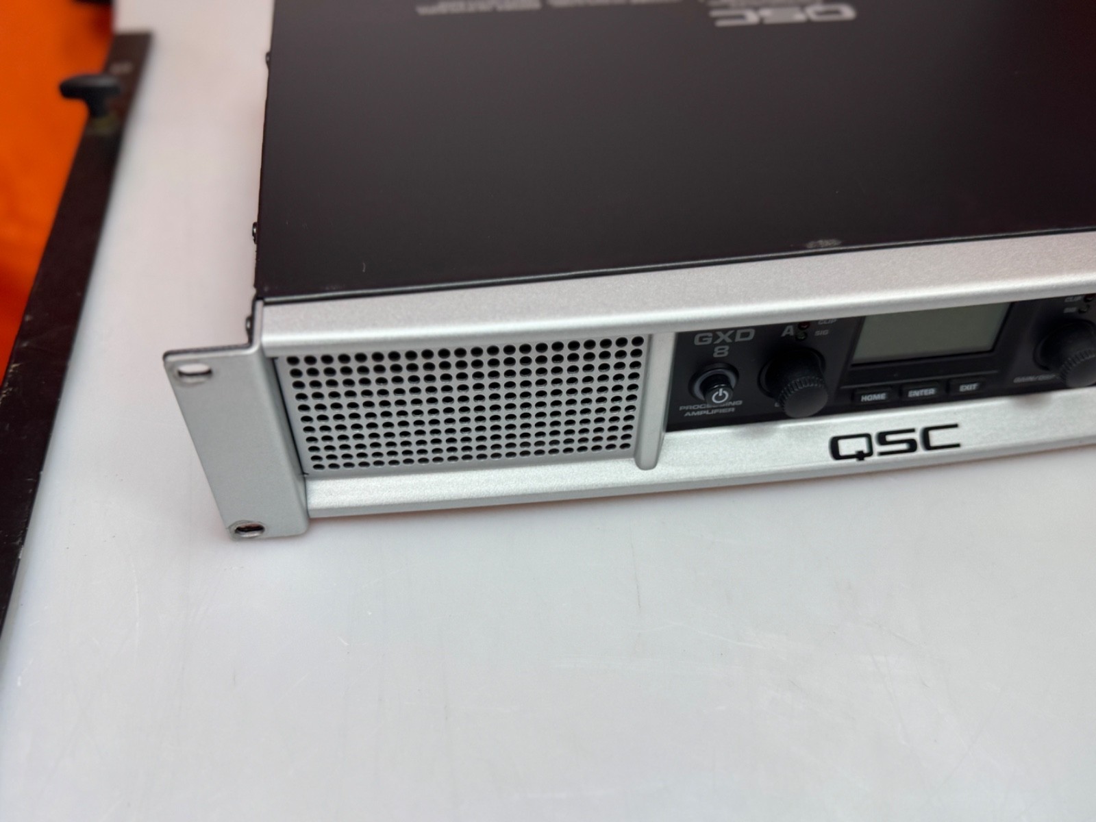QSC GXD 8 2ch Digital Amplifier W/ Onboard DSP