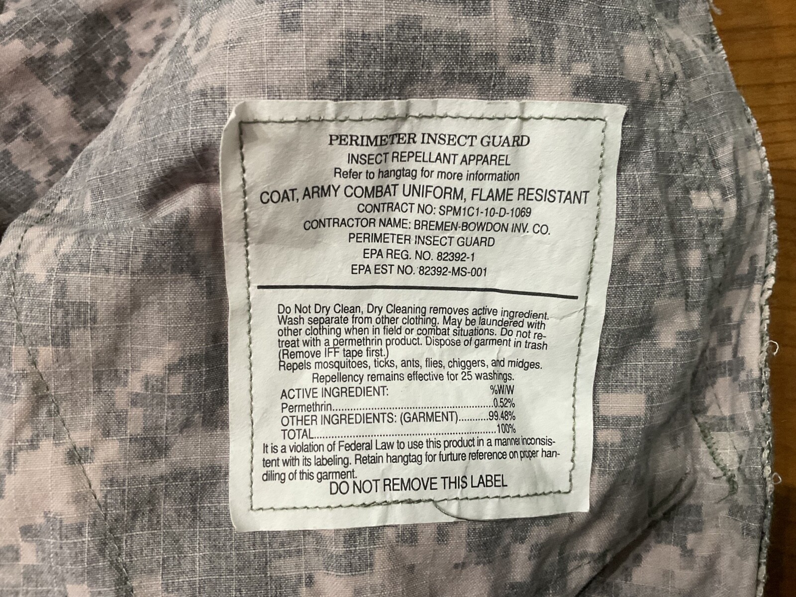 Army Combat Uniform ACU Coat Medium regular Flame Resistant FR UCP Digital Camo